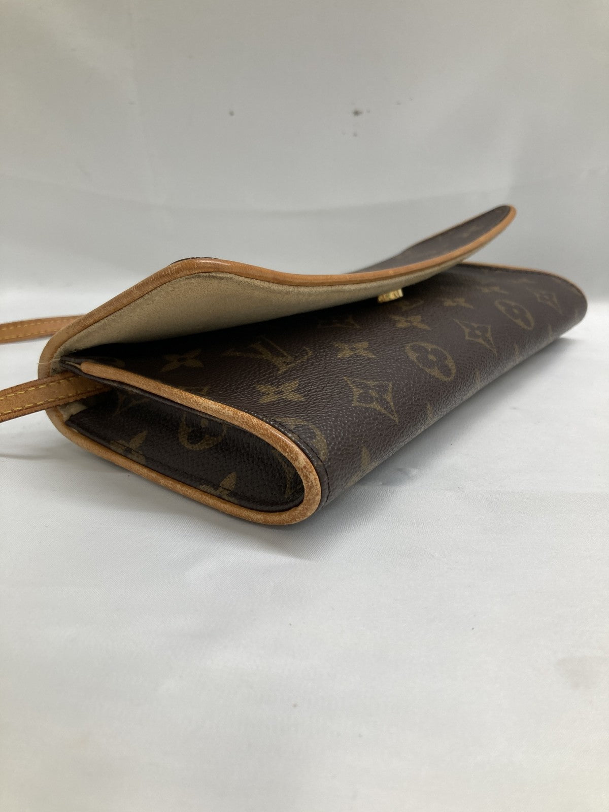 LV ポシェットツインGM M51852
