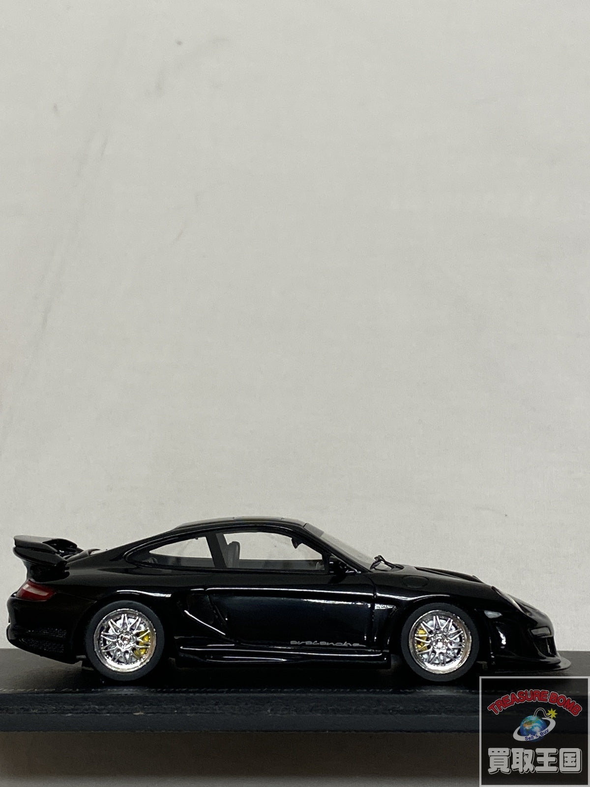 スパーク社 ゲンバラ GTR 650 2006 リミテッド スケールカー
