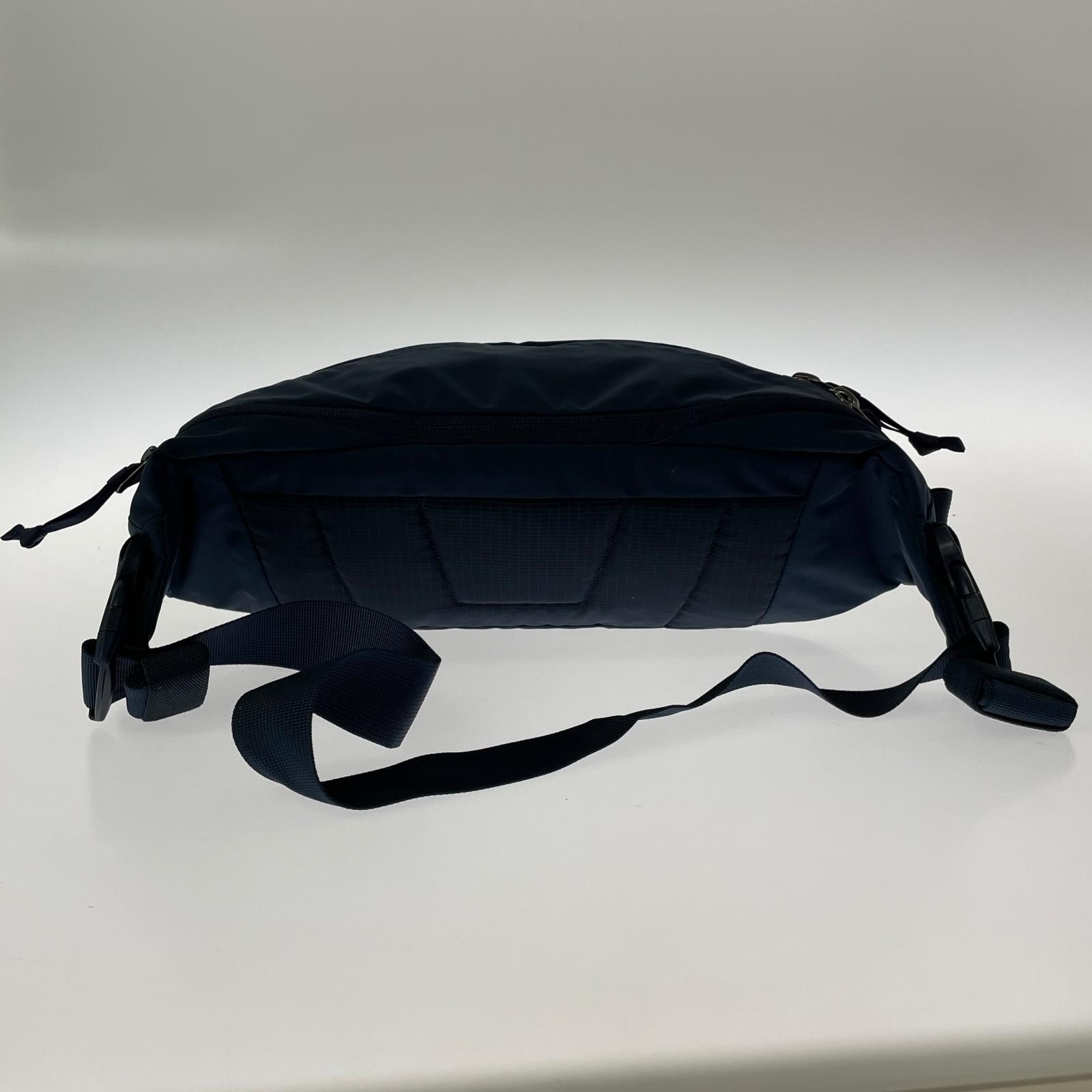 ショルダーバッグ EVERGOODS MOUNTAIN HIP PACK 3.5L 紺 ネイビー