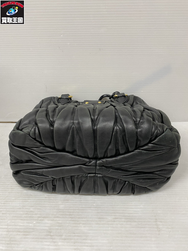Miu Miu マテラッセ ハンドバック 黒