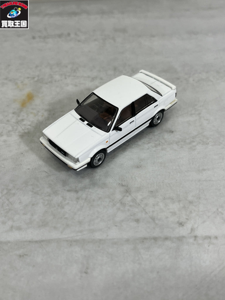 トミカリミテッドヴィンテージ LV-N10a 日産サニー1500 トミカ