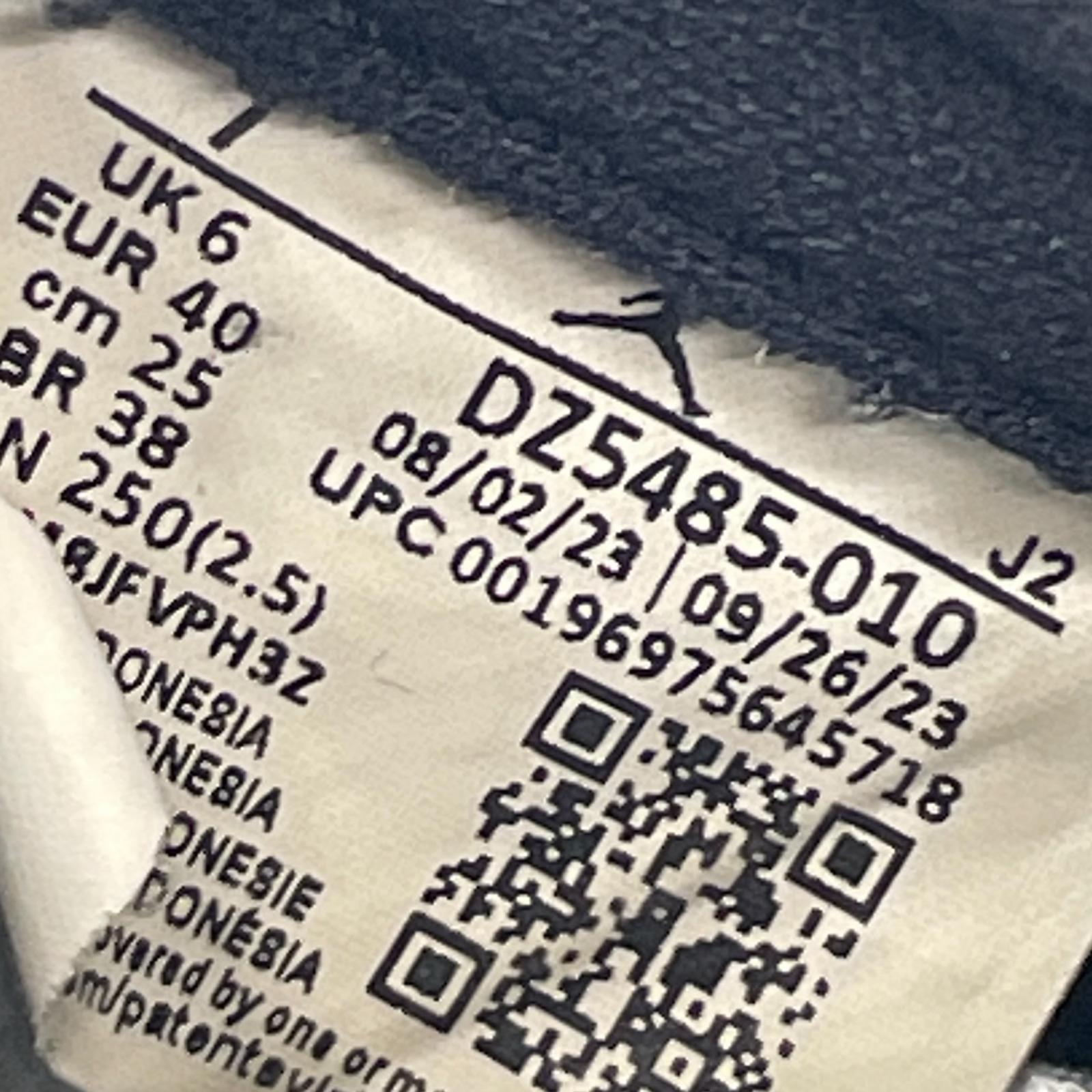 スニーカー Air Jordan 1 Retro High OG (25.0) 25cm (US7 UK6 1/2 EU40)