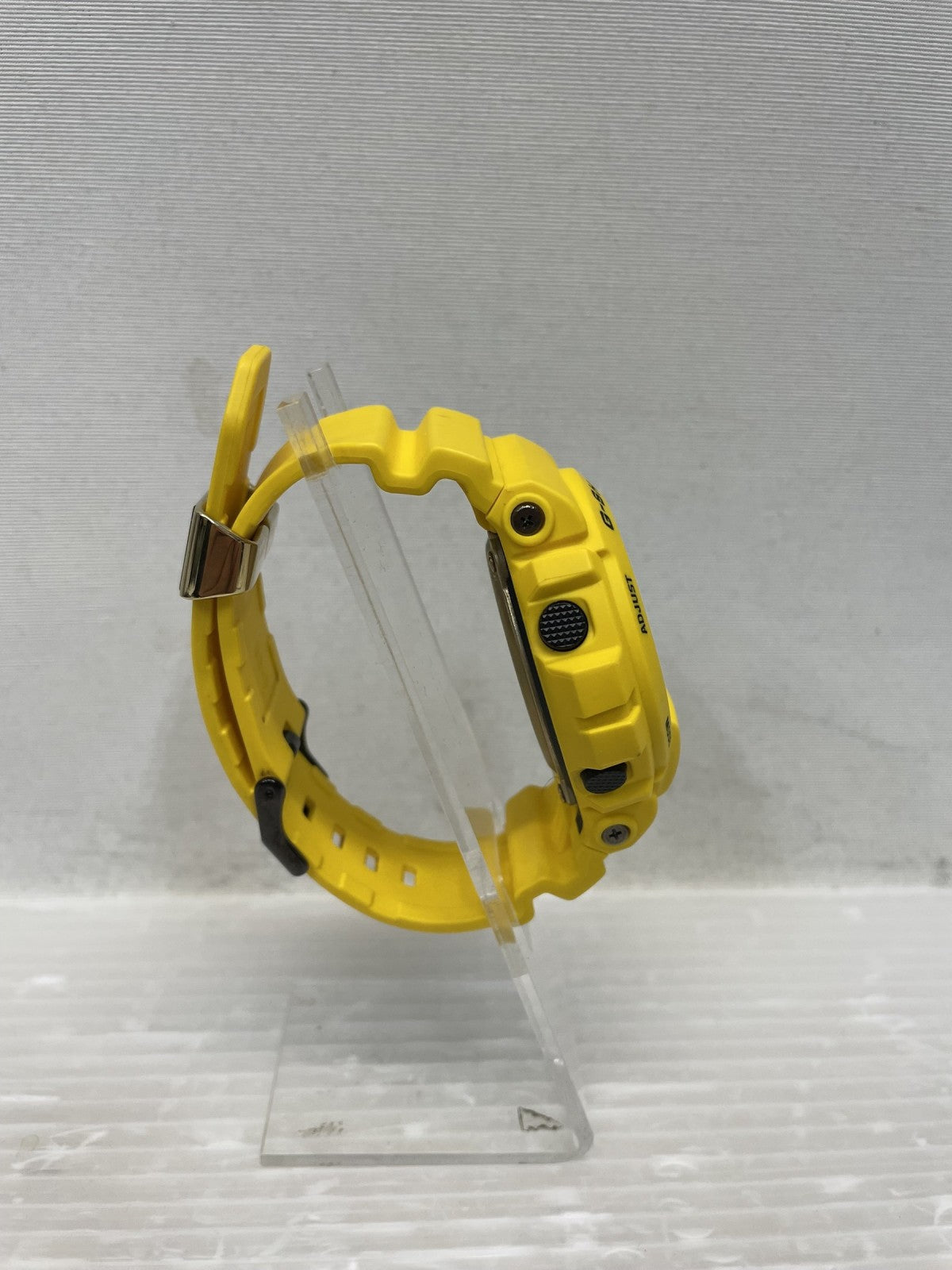 腕時計 CASIO G-SHOCK GD-X6930E 30周年記念 ライトニングイエロー 腕時計