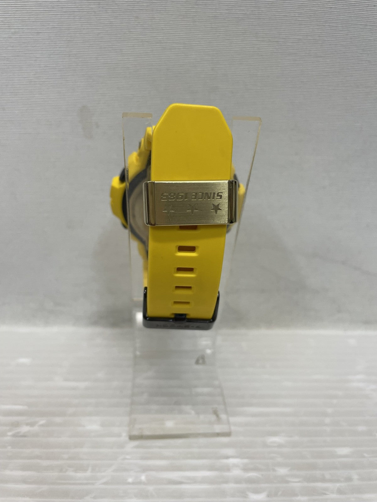 腕時計 CASIO G-SHOCK GD-X6930E 30周年記念 ライトニングイエロー 腕時計