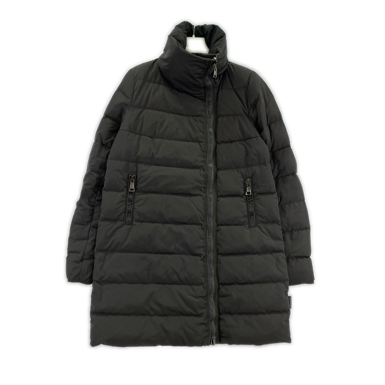 ダウンジャケット MONCLER ダウンジャケット