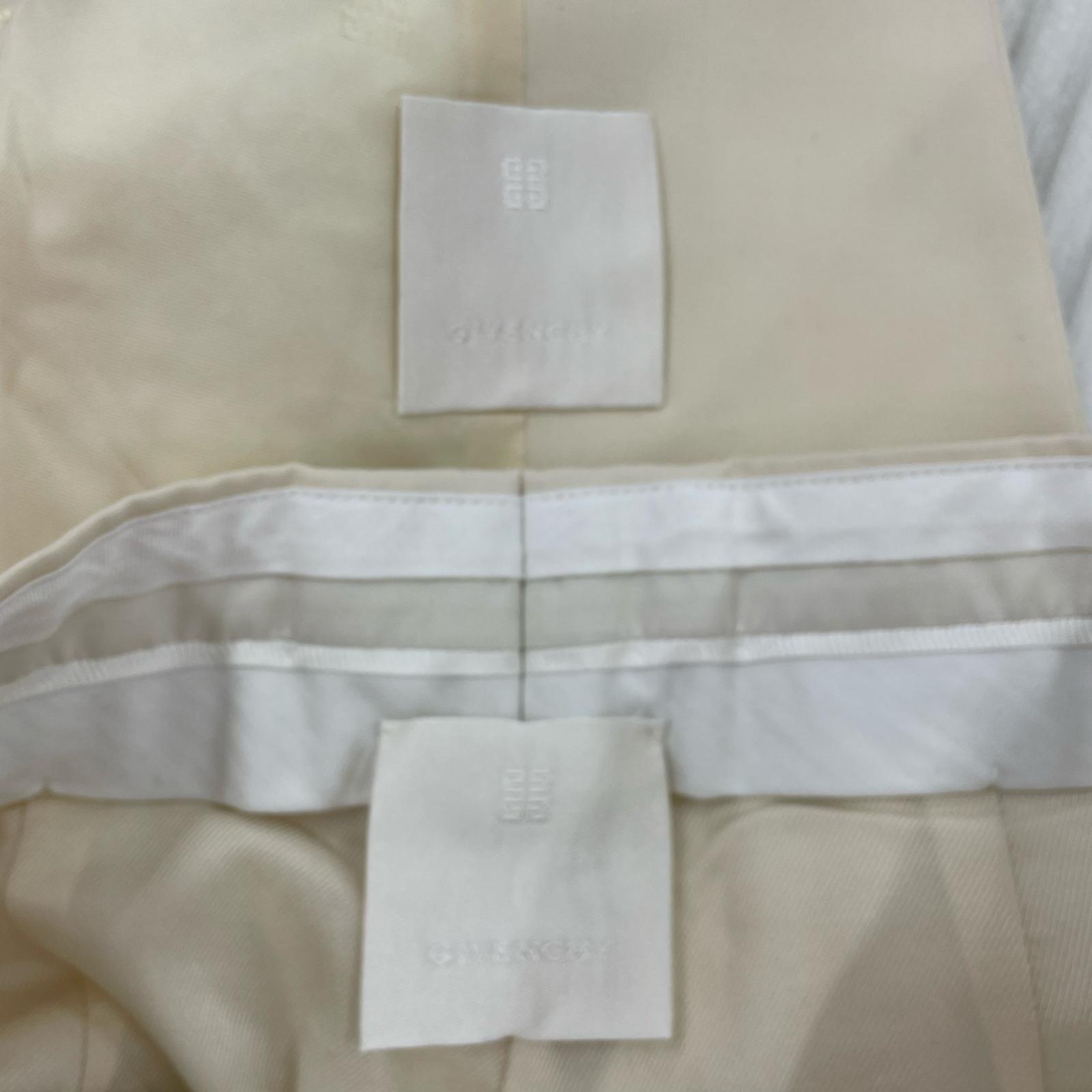 セットアップ GIVENCHY セットアップ アイボリー 汚れあり