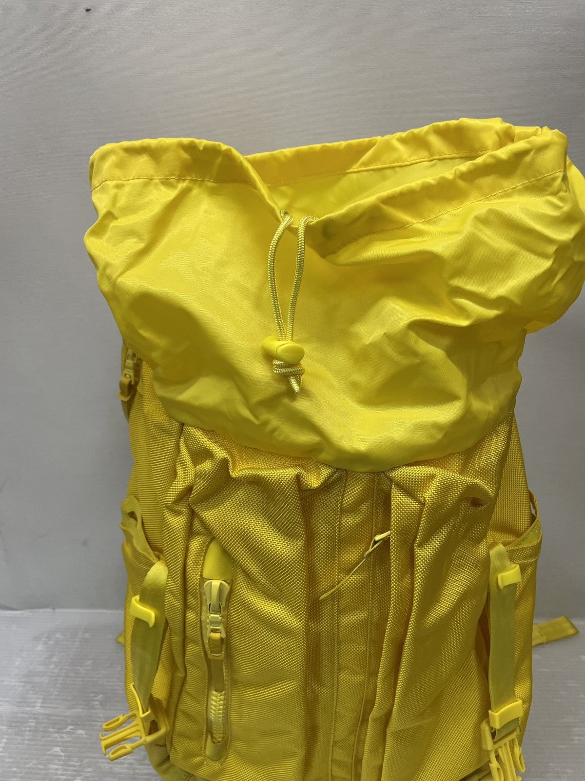 リュック・デイパック VISVIM CORDURA バックパック イエロー