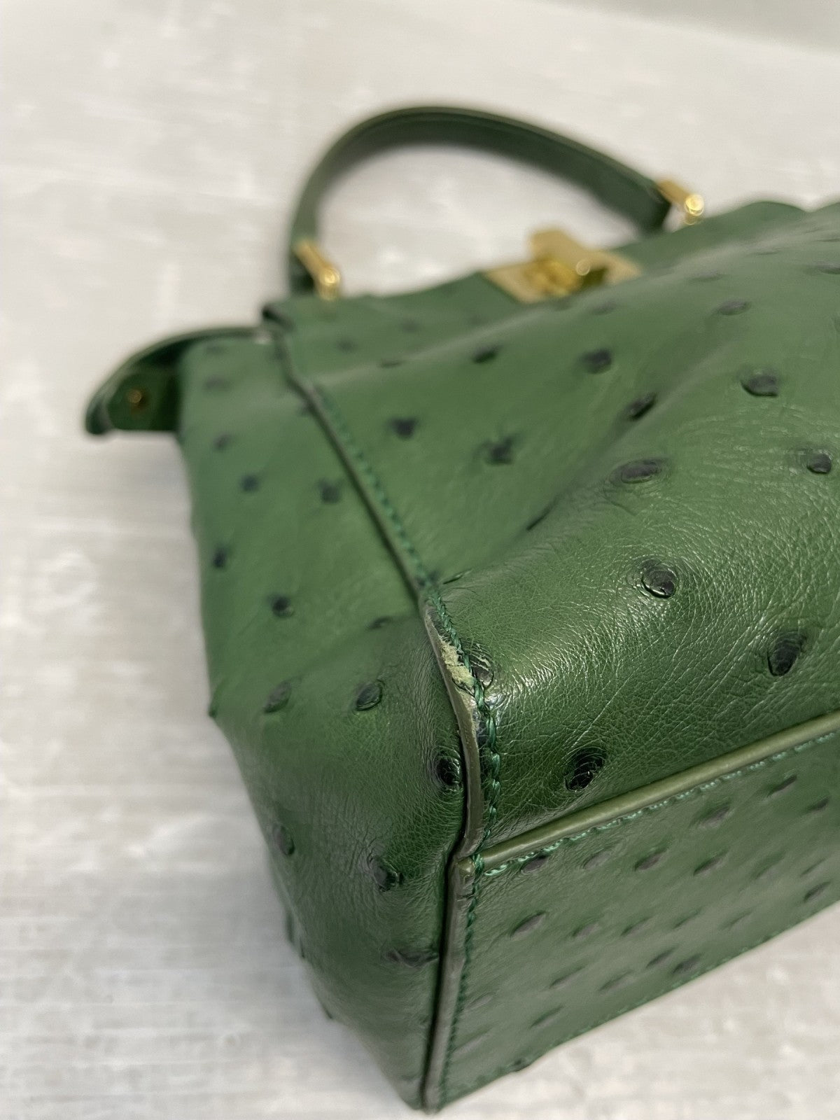 FENDI ミニピーカブー 2WAYバッグ オーストリッチ グリーン