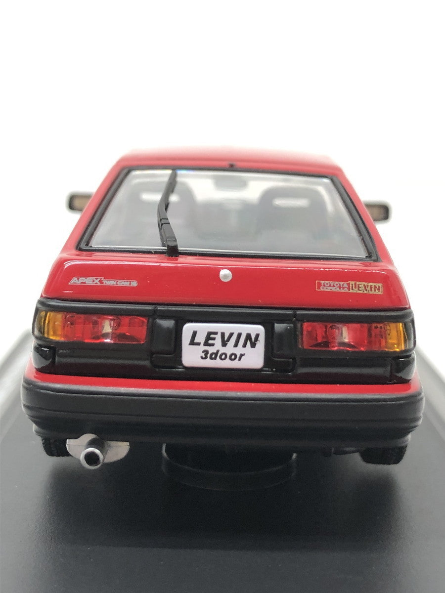 1/43 カローラ レビン AE86 スケールカー