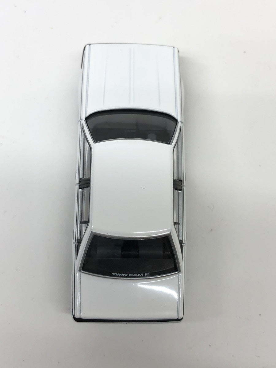 トミカ リミテッドヴィンテージ カリーナ 1600 トミカ