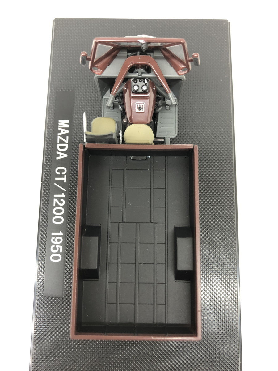 EBBRO 1/43 マツダ CT/1200 1950年 スケールカー