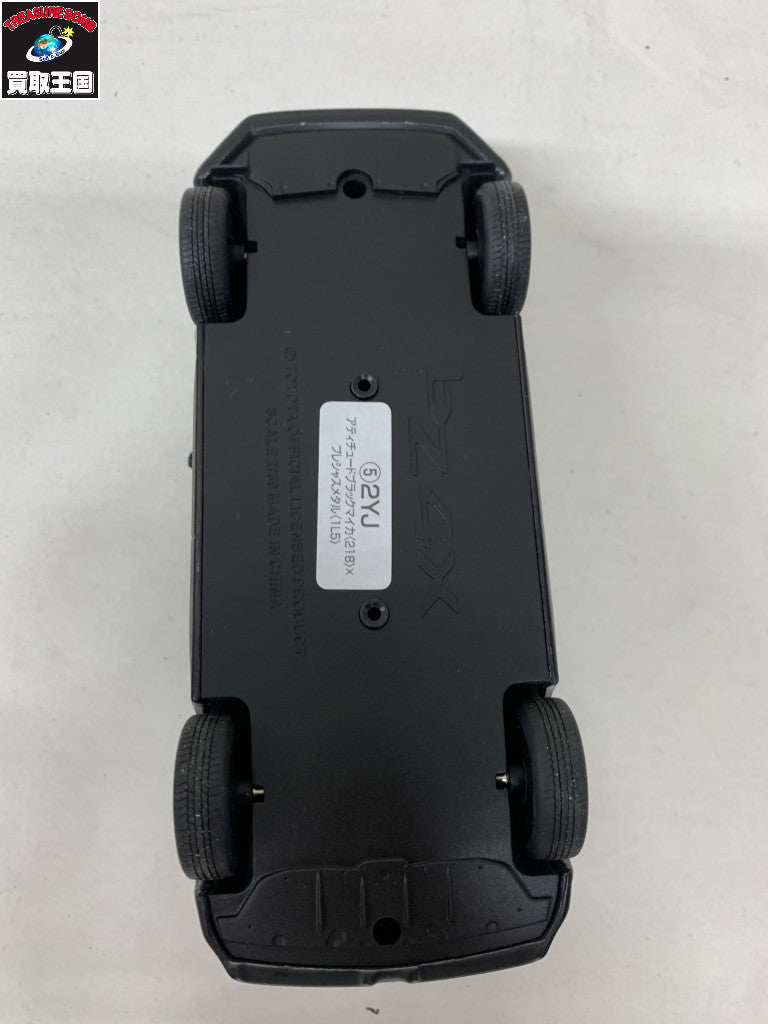 2YJ アティチュードブラックマイカ カラーサンプル