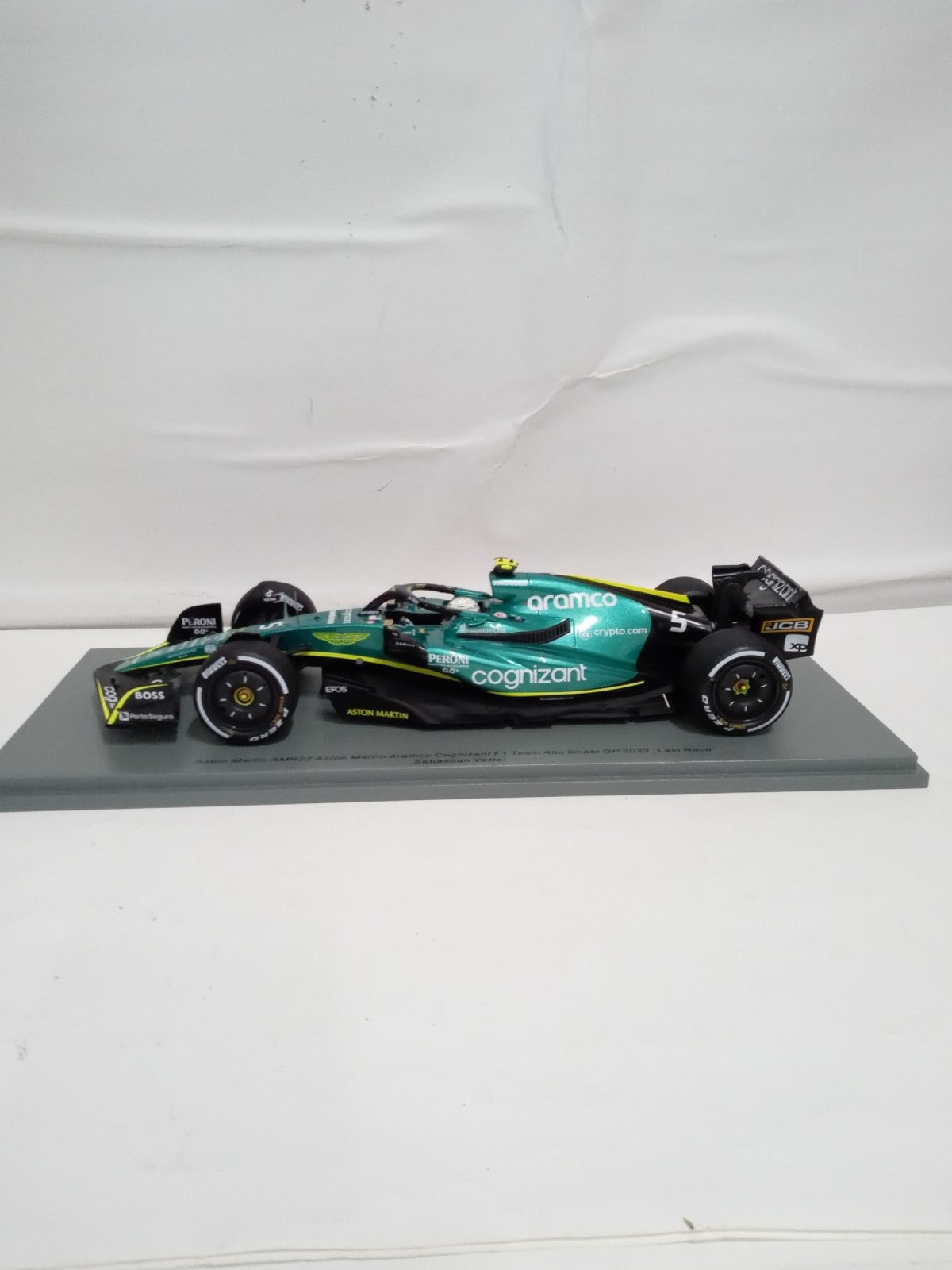 18S775 スパーク 1/18 アストンマーティン ミニカーその他