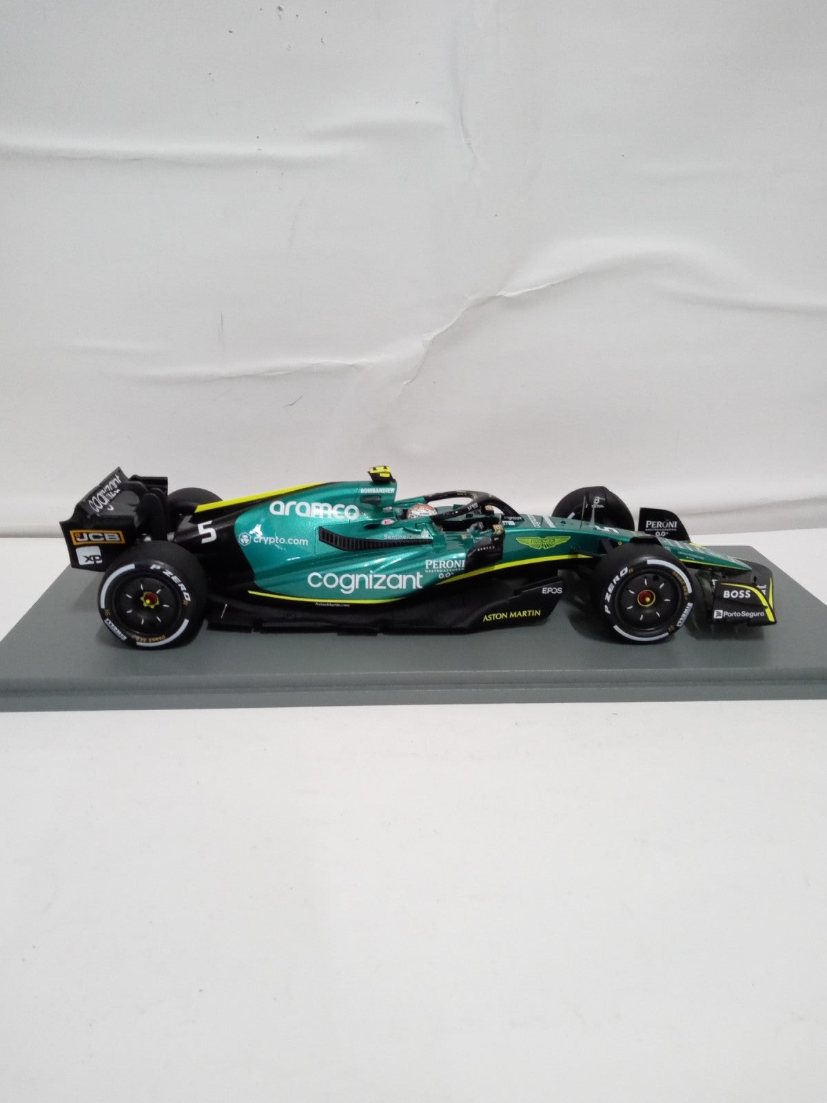 18S775 スパーク 1/18 アストンマーティン ミニカーその他