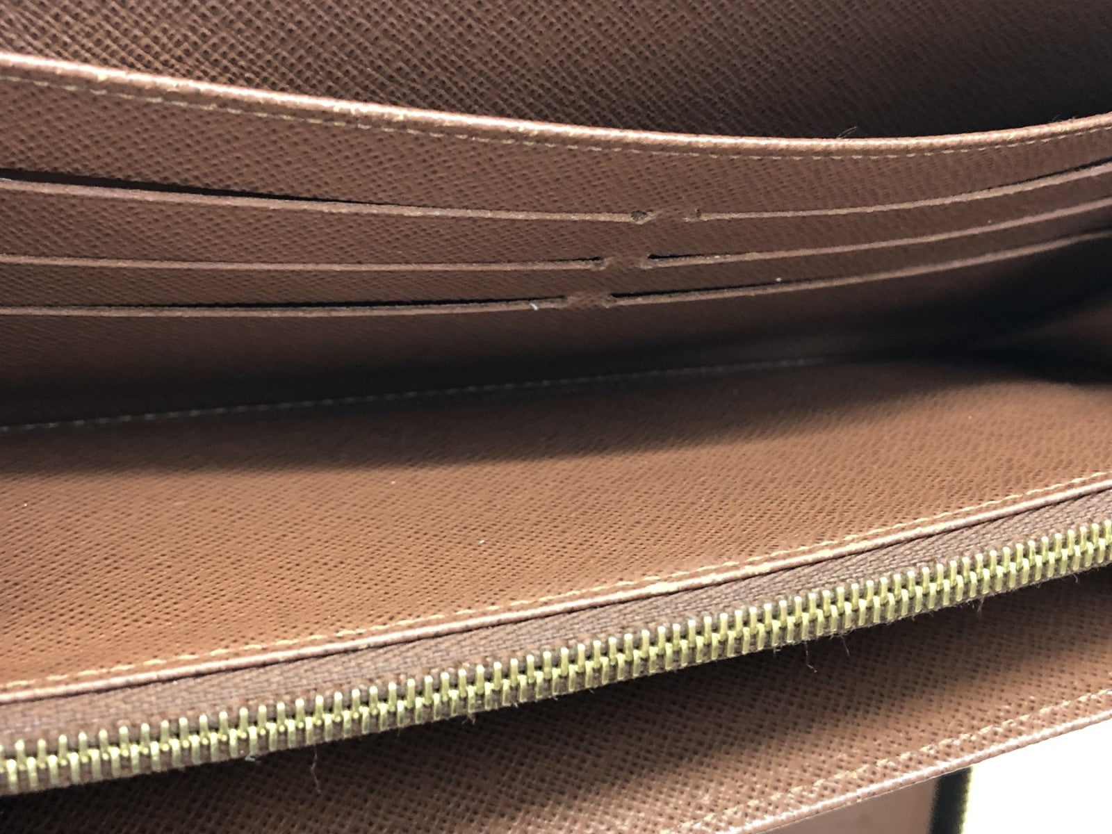 ジッピー オーガナイザー モノグラム ラウンド長財布 M62581