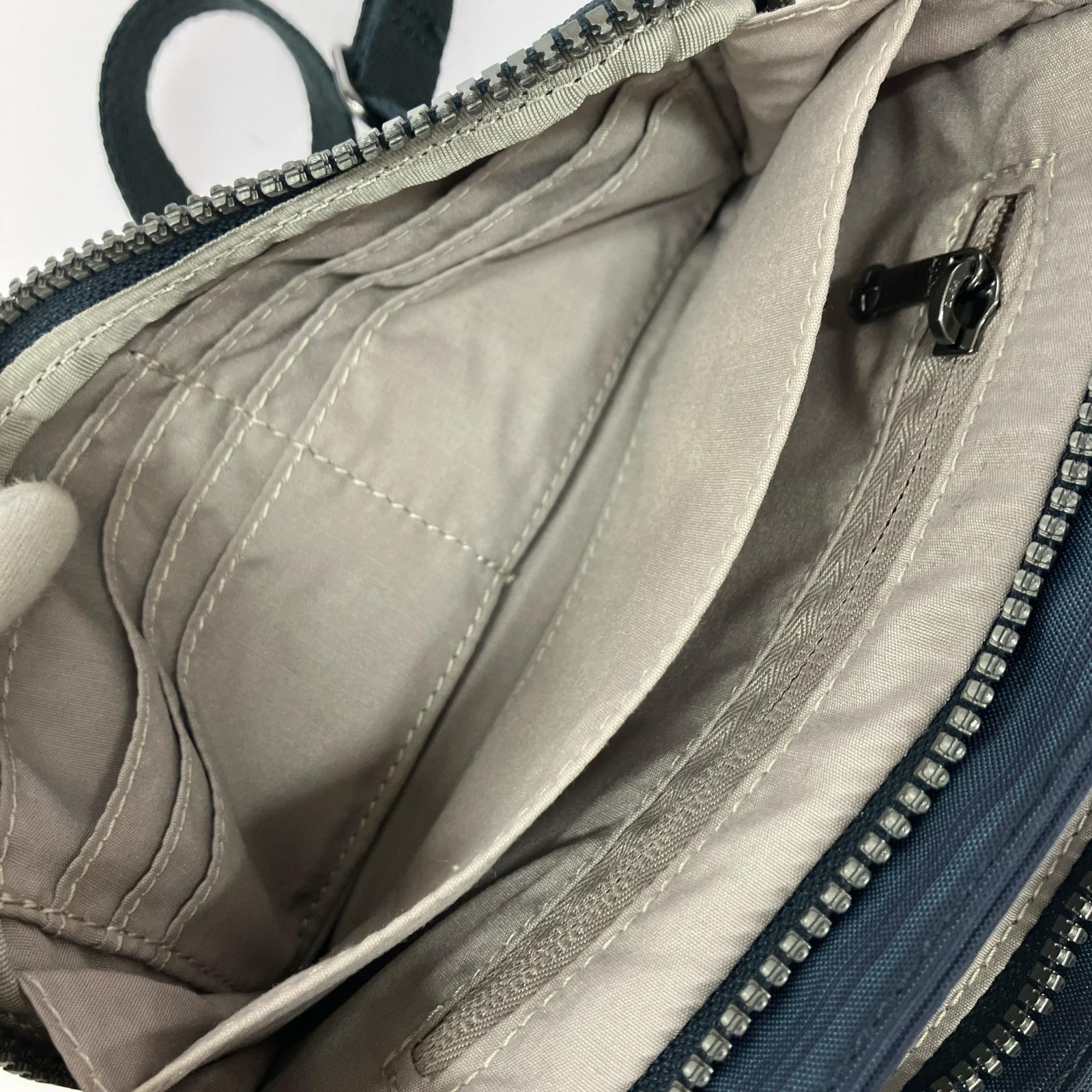 ショルダーバッグ KIPLING