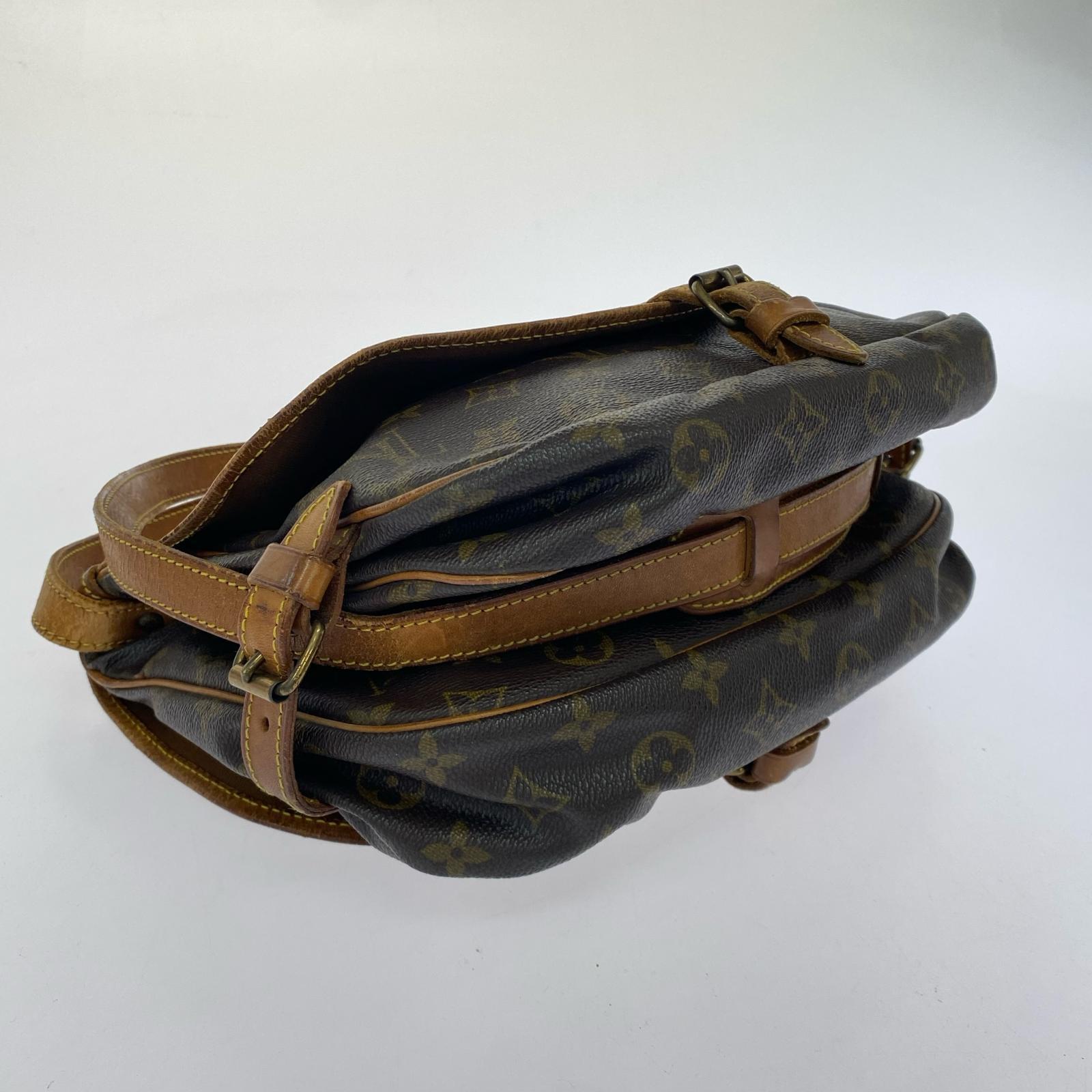 LV モノグラム ソミュール30