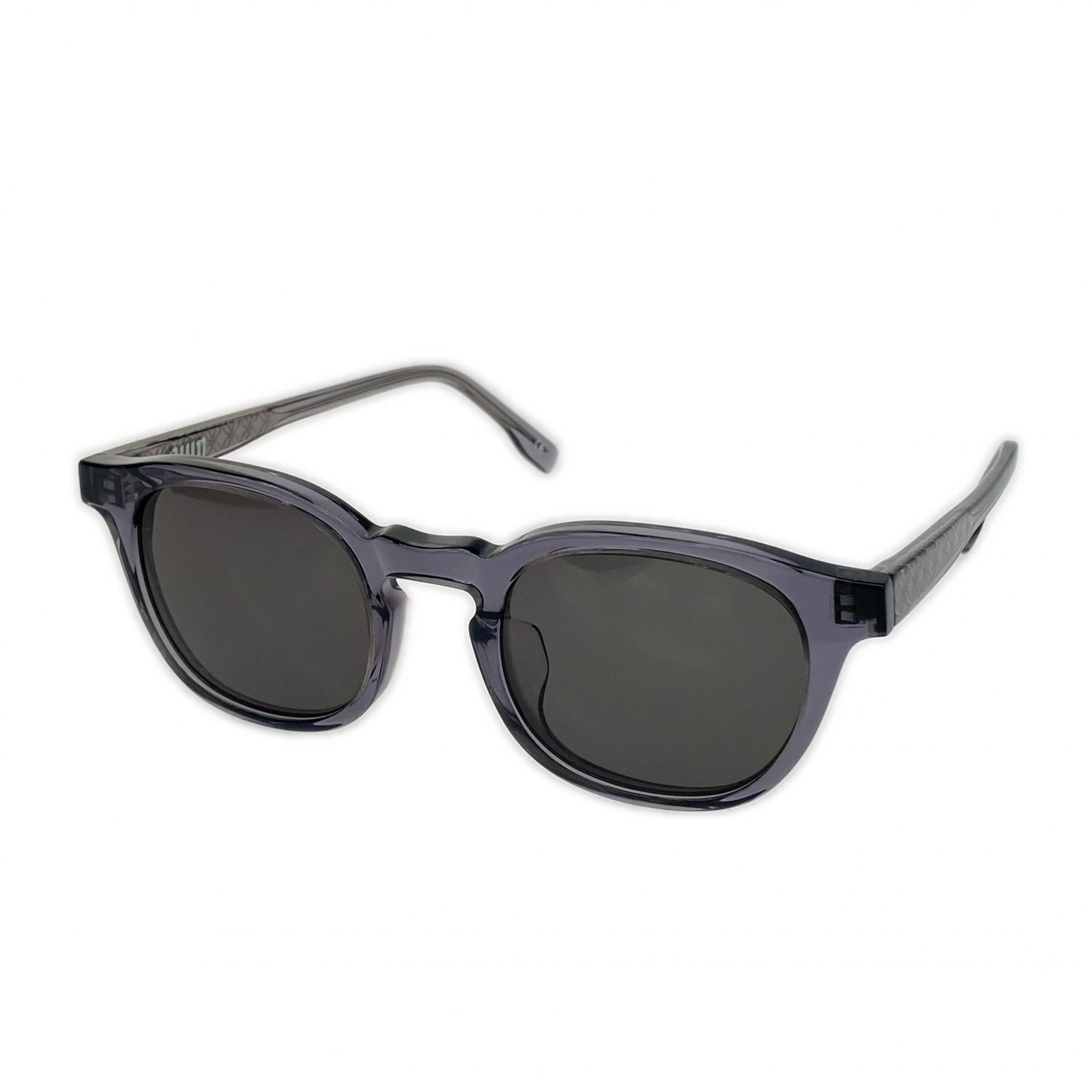 その他アクセサリー OWN サングラス BLUE × GREY / CLEAR to GREY