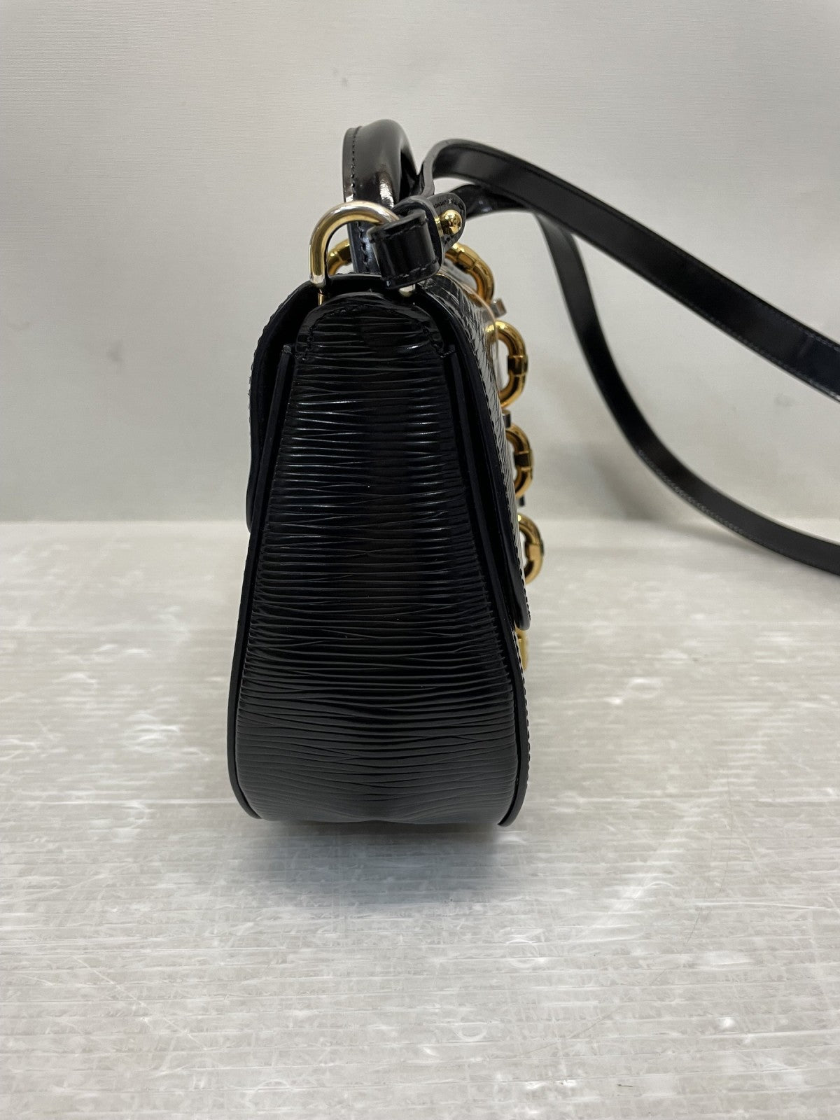 LOUIS VUITTON チェーンイットPM エピ 2WAYバッグ ノワール