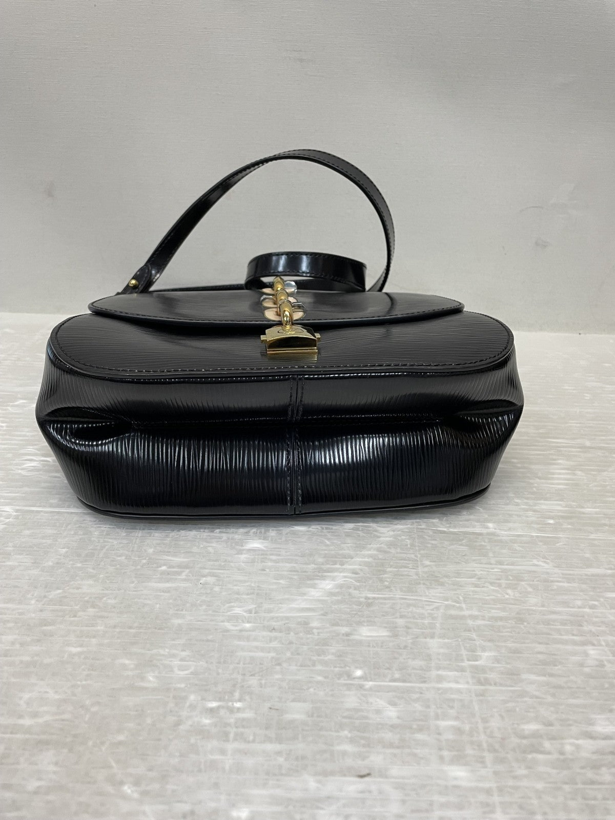 LOUIS VUITTON チェーンイットPM エピ 2WAYバッグ ノワール