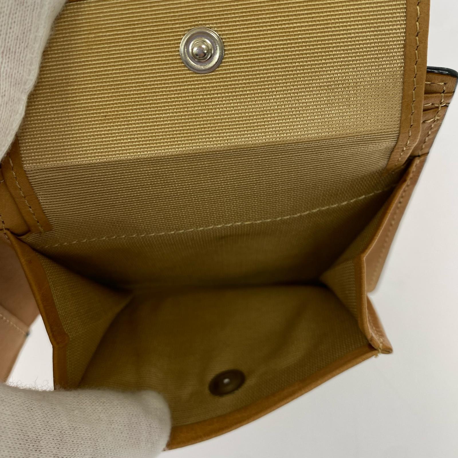 コンパクトウォレット PRARE 2つ折り財布