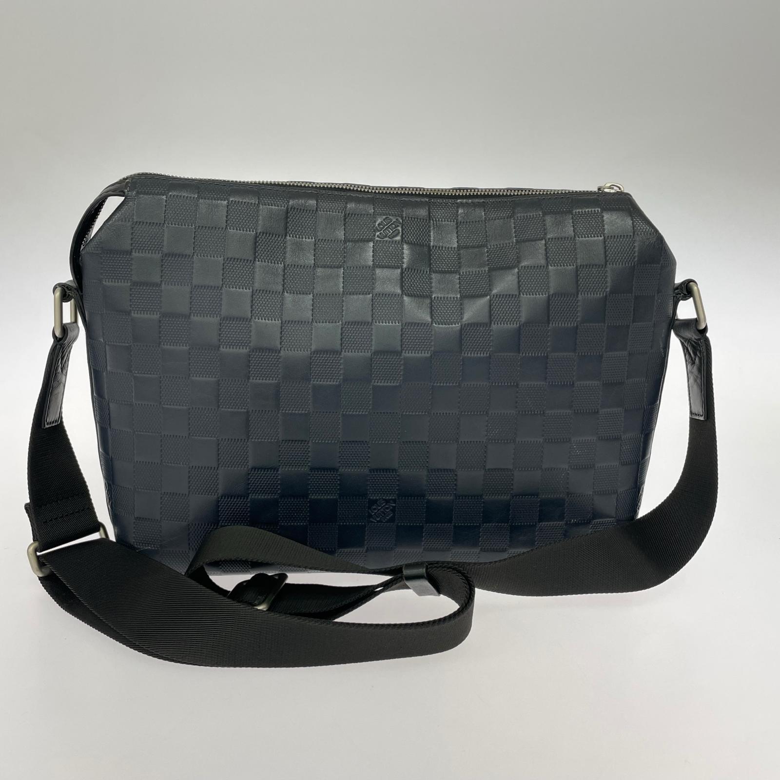 LV/ダミエアンフィニ ディスカバリー メッセンジャーPM N42416