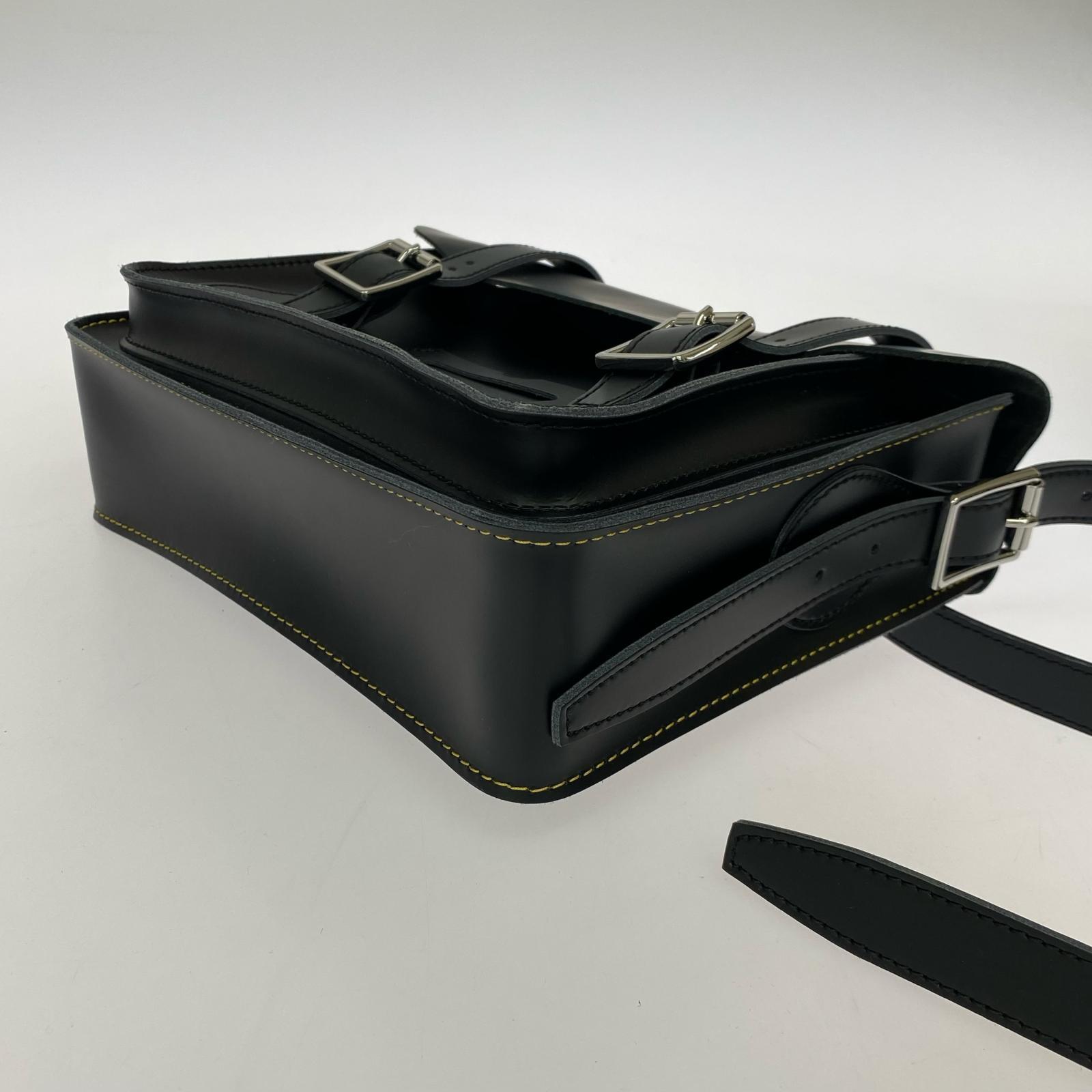 ショルダーバッグ Leather Satchel Bag ブラック
