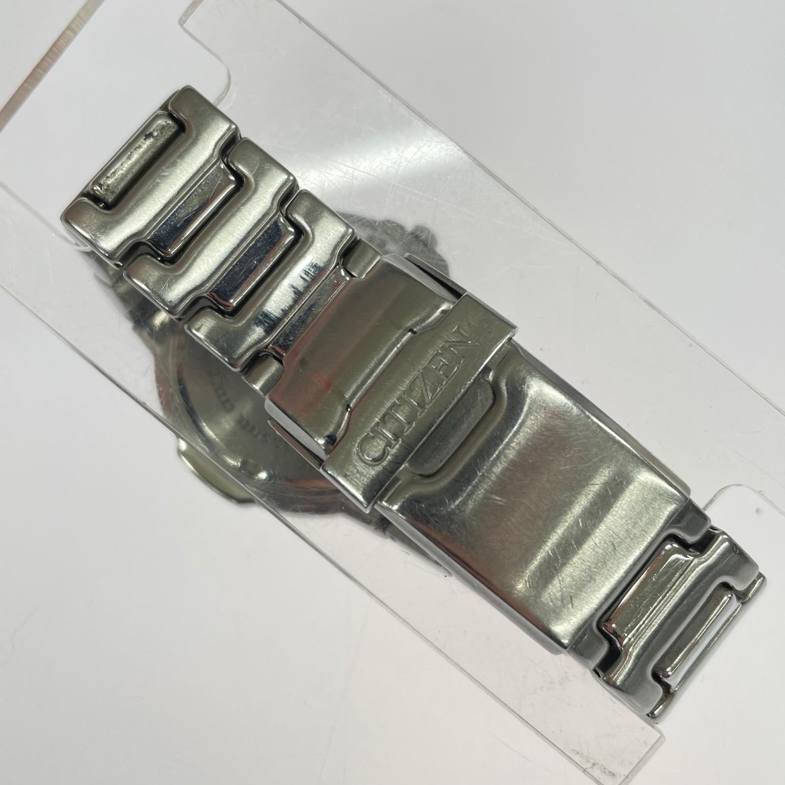 腕時計 ECO-DRIVE ソーラー腕時計 文字盤黒 シルバー