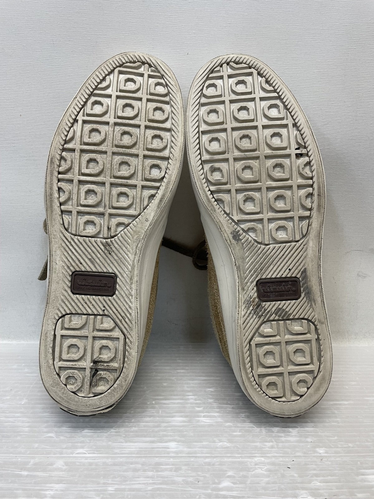 スニーカー VISVIM スウェードローカットスニーカー 9.5 ベージュ