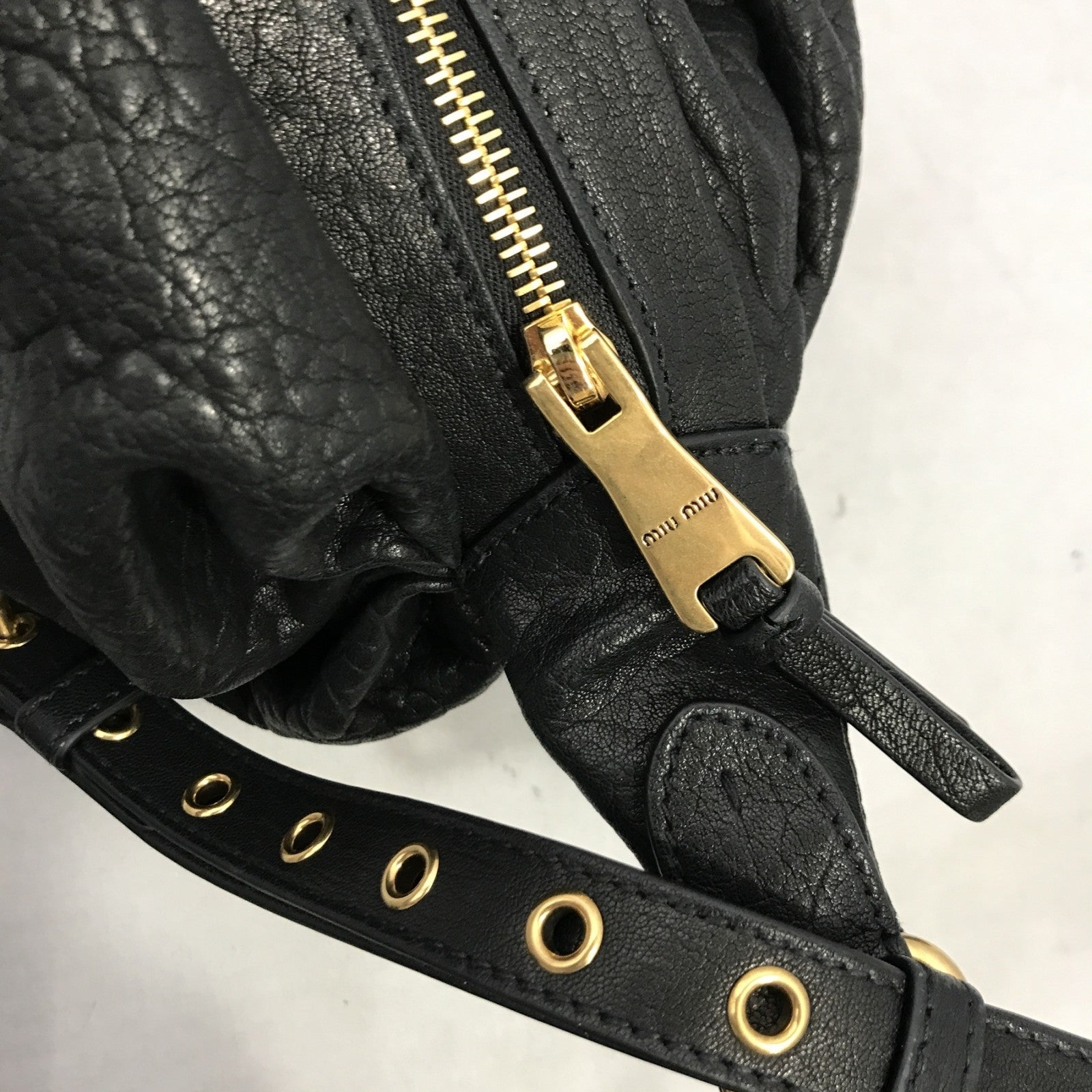 miumiu/レザーハンドバッグ/黒