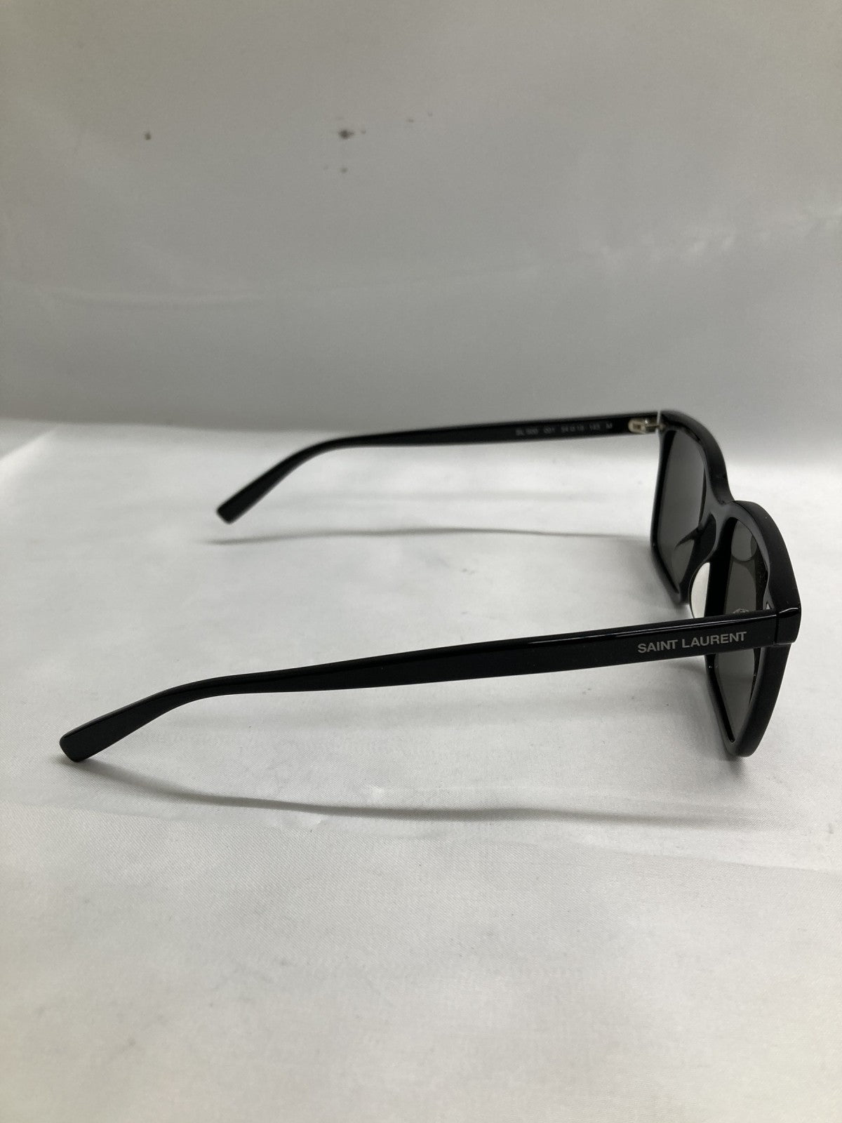 YSL サングラス 黒
