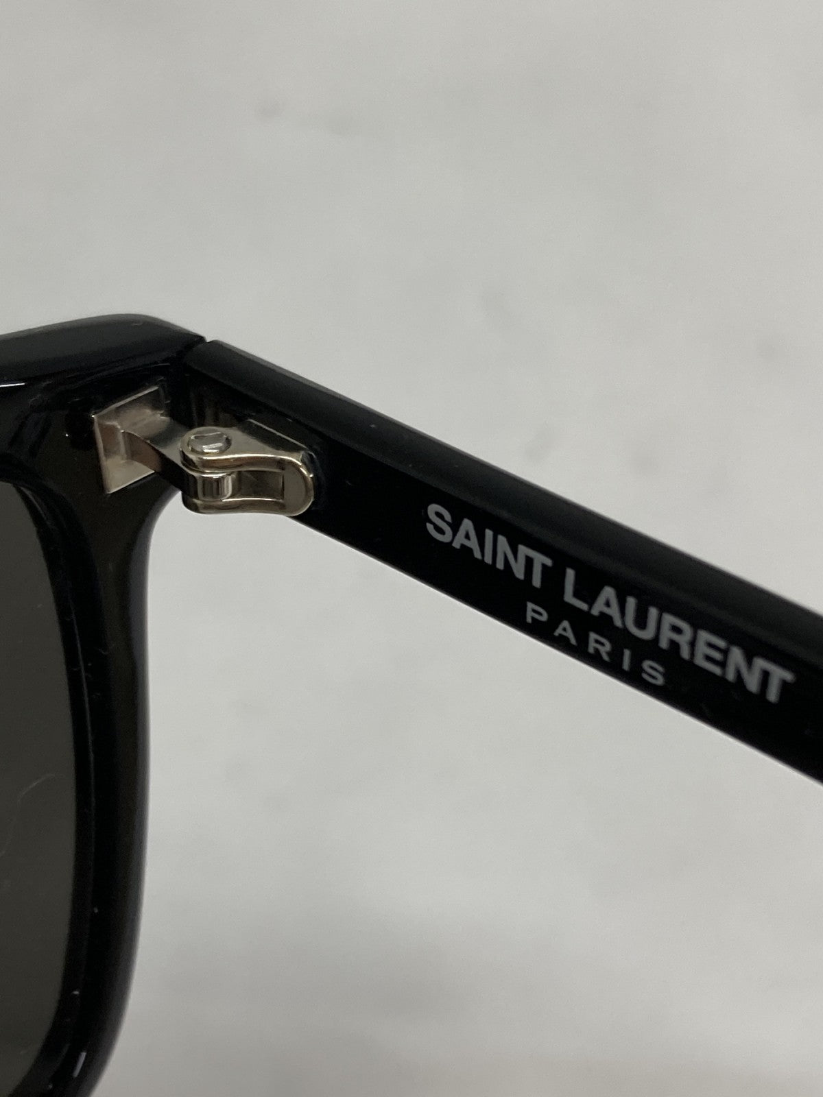 YSL サングラス 黒