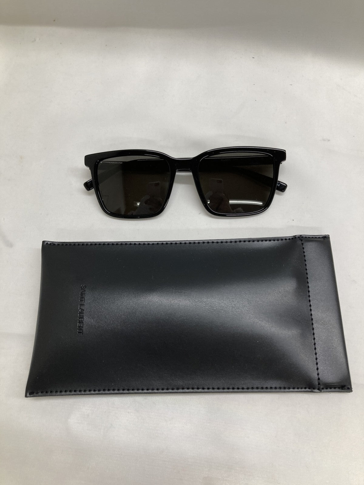 YSL サングラス 黒
