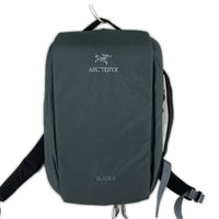 リュック・デイパック ARC'TERYX BLADE 6 バックパック ダークブルー