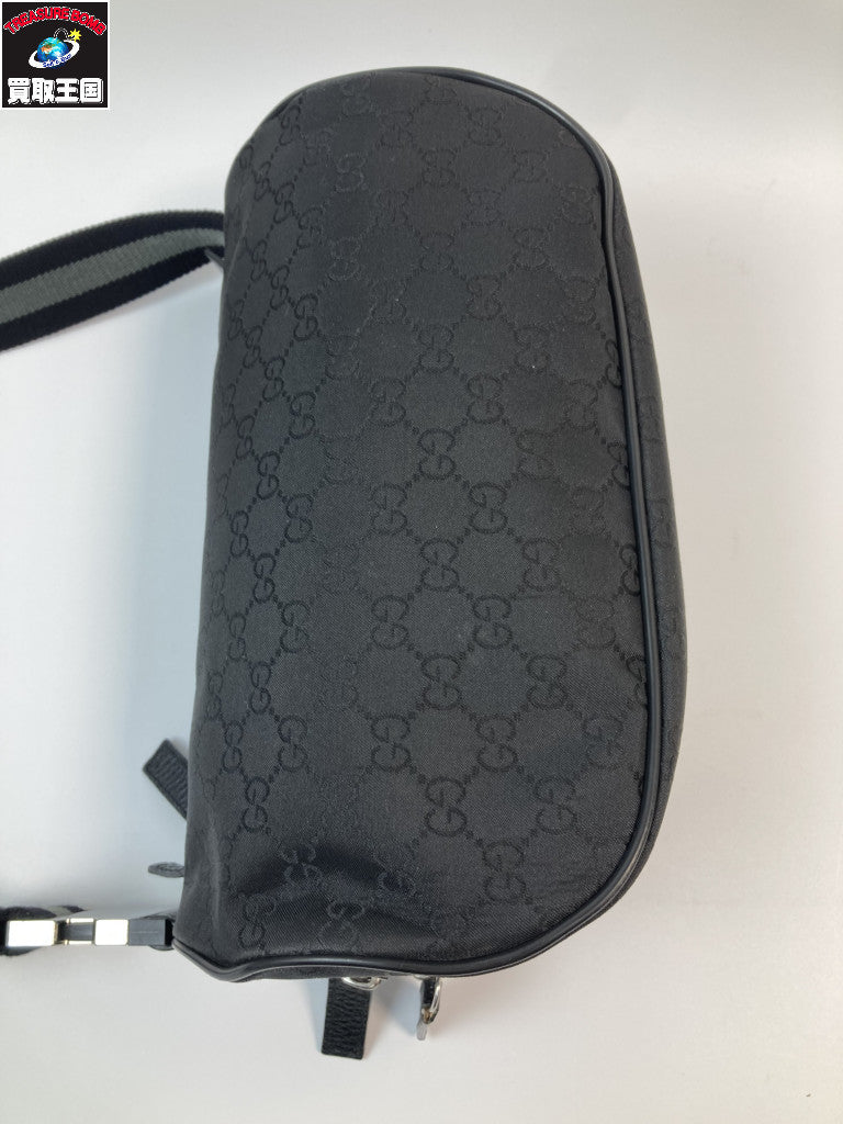 GUCCI ボディバッグ