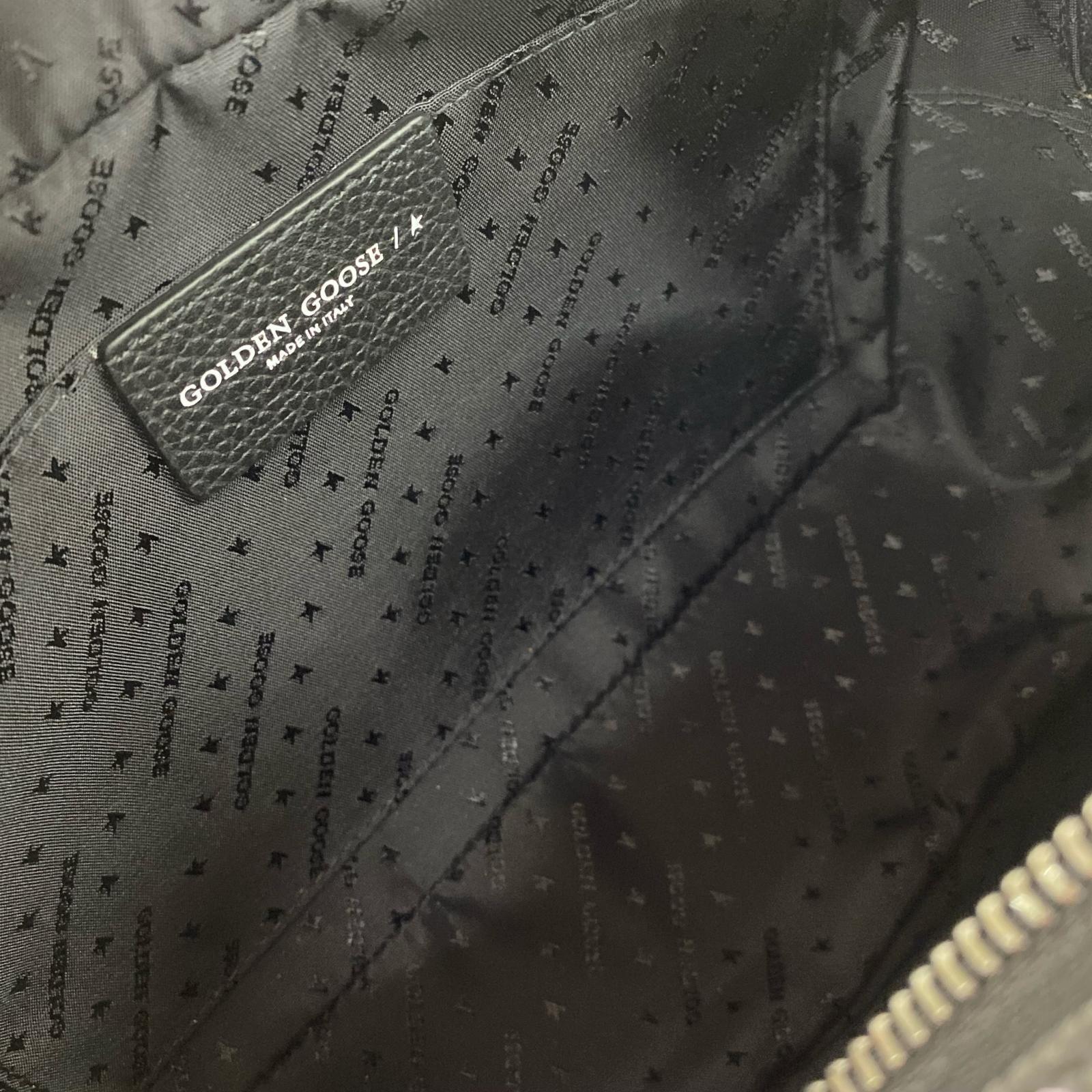 ショルダーバッグ Black Graffiti Star Hammered Leather ブラック