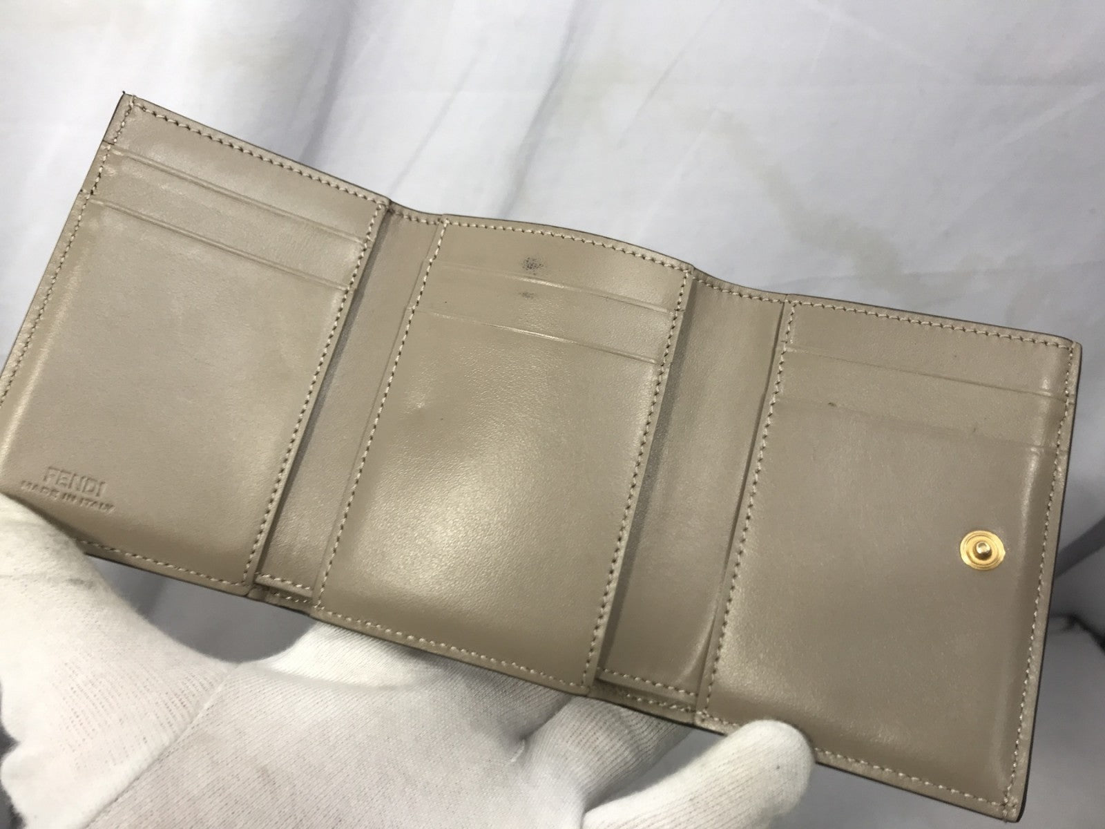 三つ折り財布 ベージュ 8M0480
