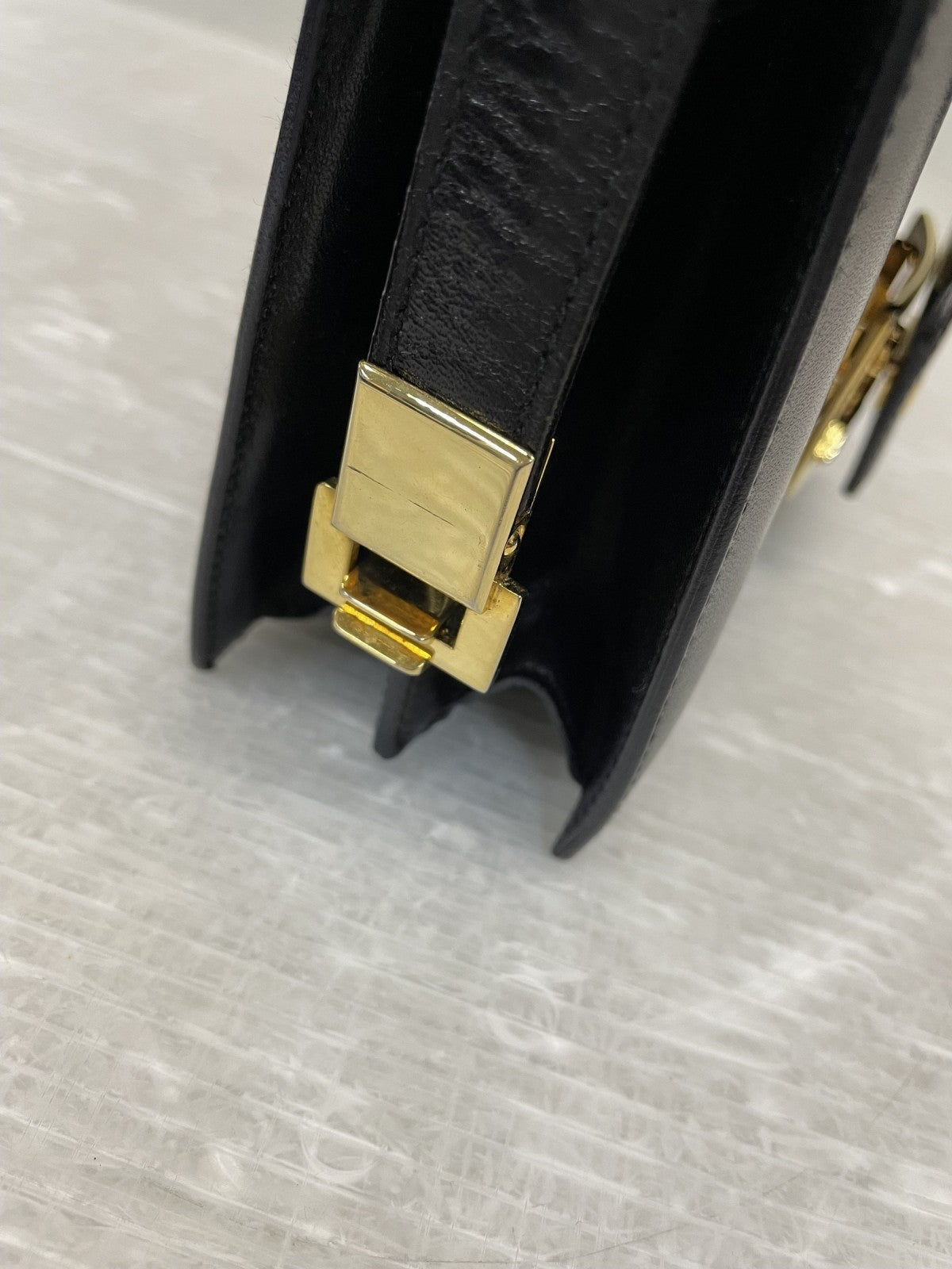 CELINE ホースキャリッジ 馬車金具 ワンショルダーバッグ ブラック