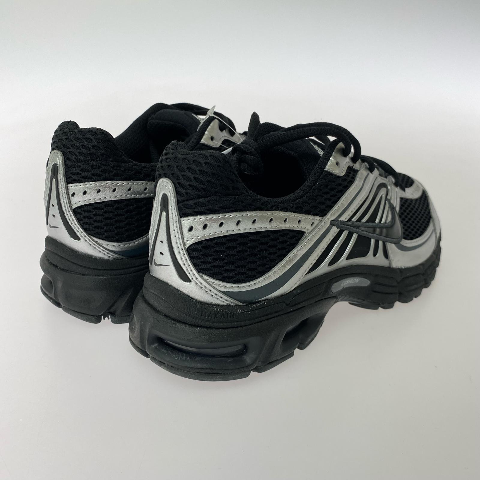 スニーカー Women's Air Max Moto 2K 25.0cm 25cm (US7 UK6 1/2 EU40)