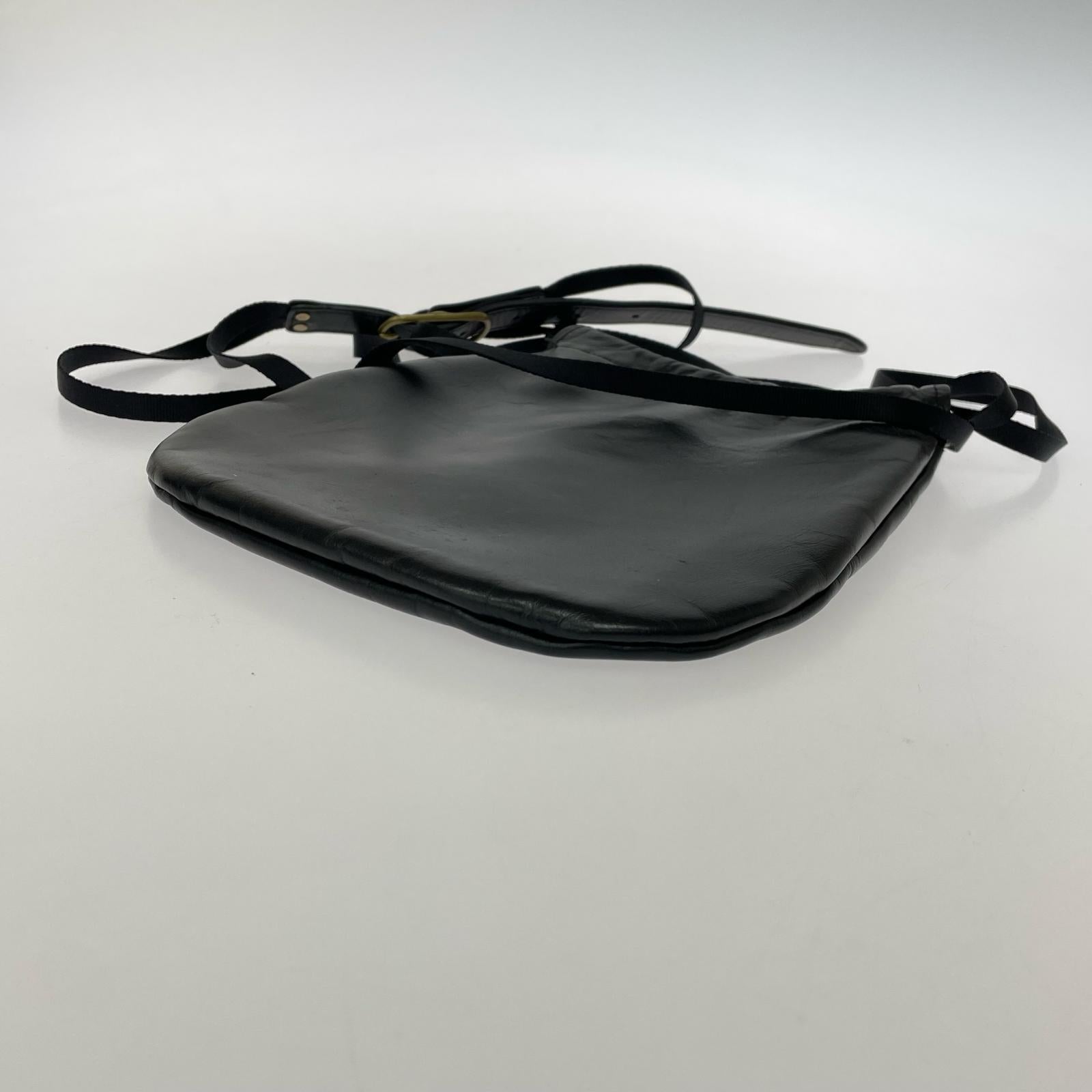 ショルダーバッグ texnh TRIANGLE SHOULDER BLK ブラック
