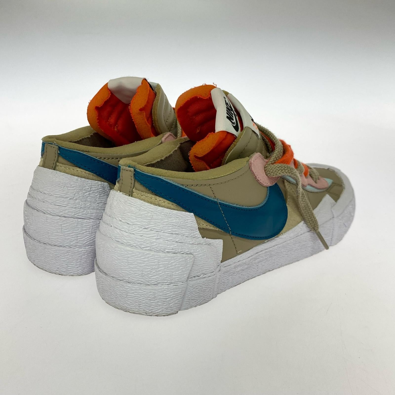 スニーカー KAWS × sacai × Nike Blazer Low "Reed" 26.5cm (US8 1/2 UK8 EU43) ブラウン