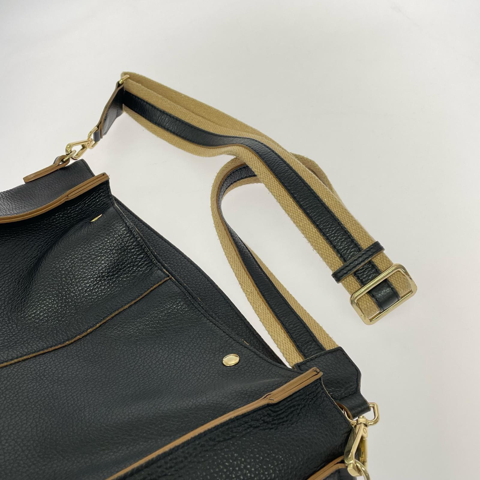 ショルダーバッグ PAOLA NUTTI 2WAYバッグ 黒 ブラック