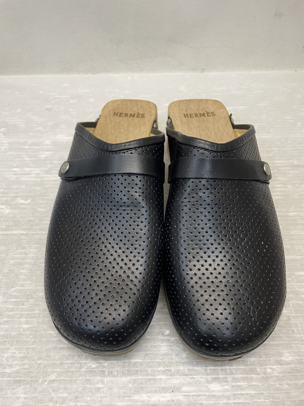 HERMES パンチングレザー サボサンダル 36 黒