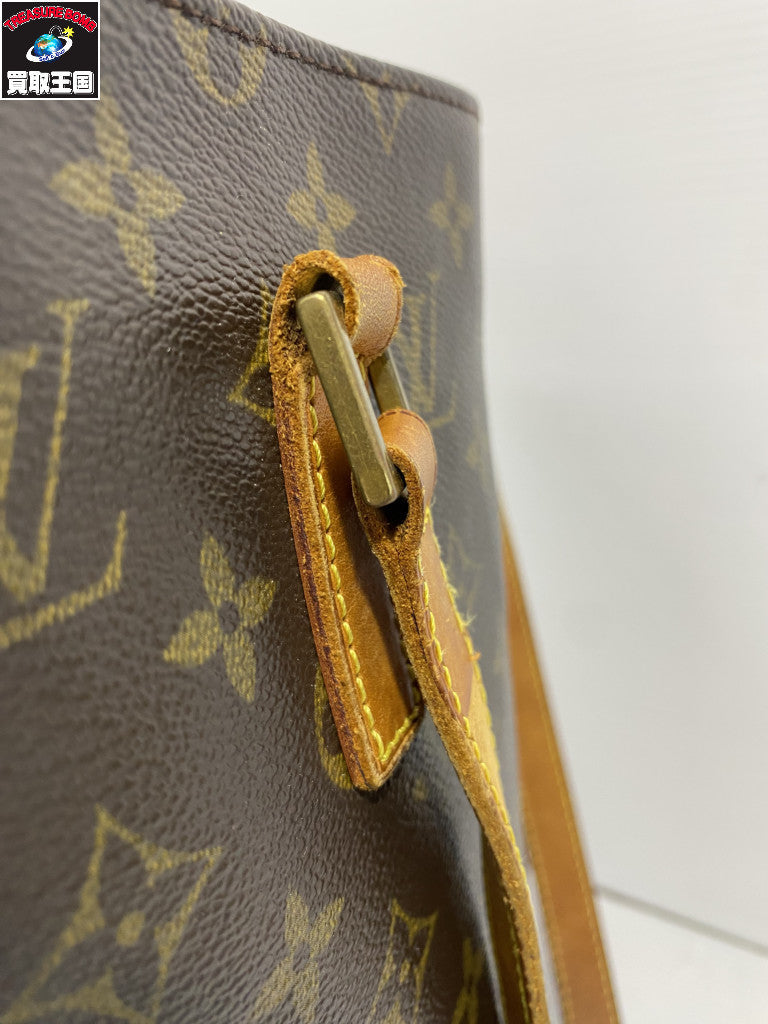 CELINE シャイニーカーフスキン スモールフラップウォレット 水色
