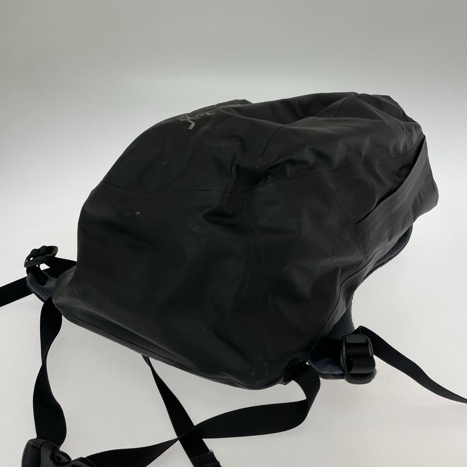 リュック・デイパック Granville 16 Backpack 黒 グレー