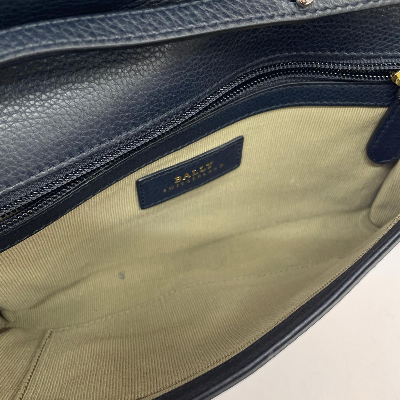ショルダーバッグ BALLY レザースクエアショルダーバッグ 紺 ネイビー