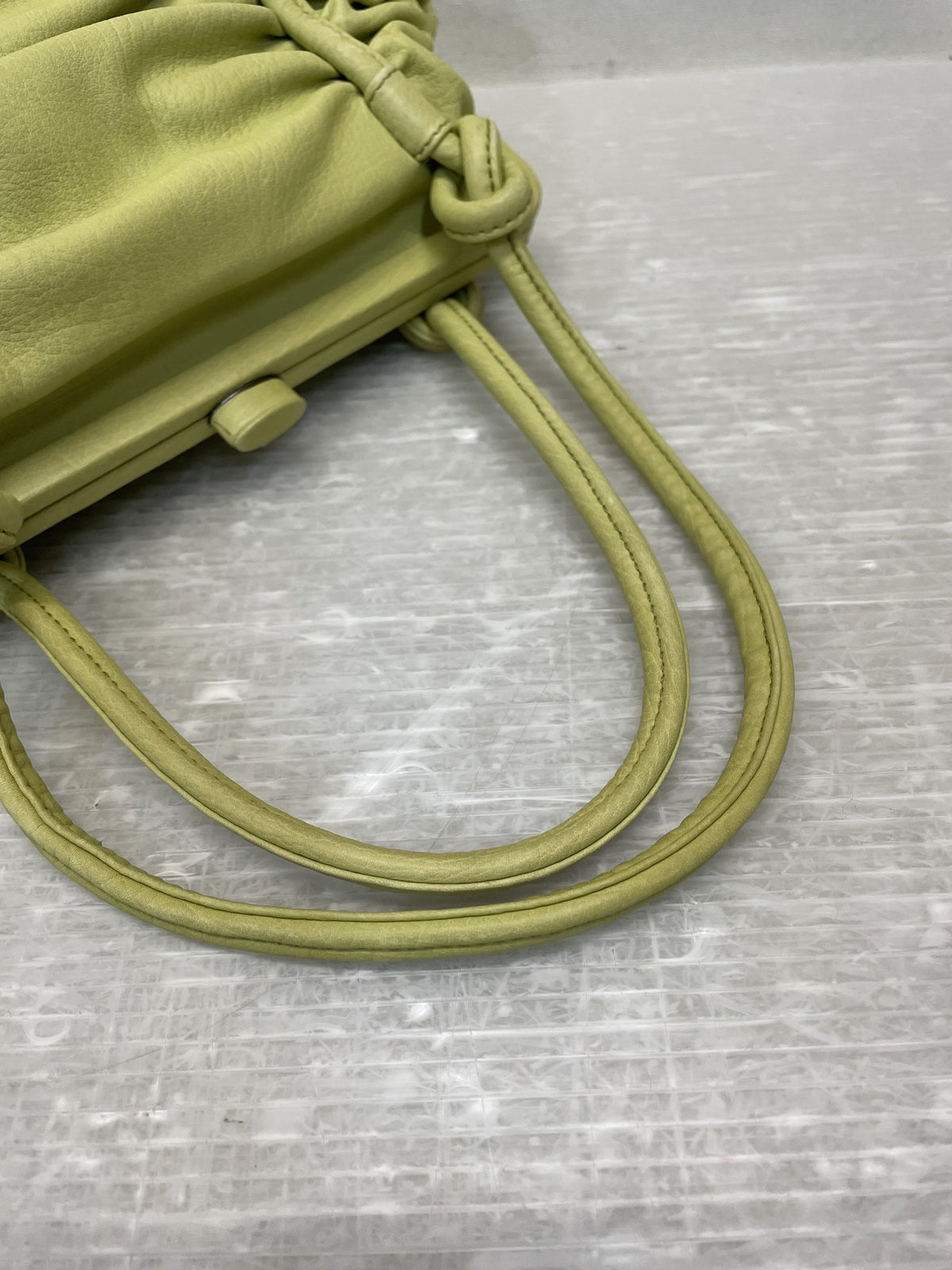 Bottega Veneta フリルデザイン ハンドバッグ