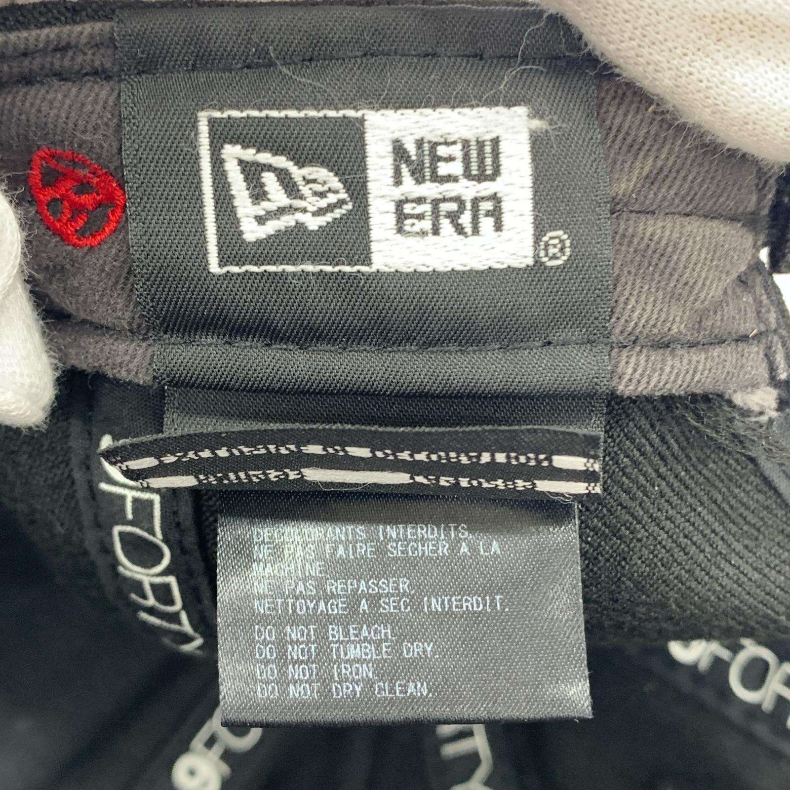 キャップ ×new era メタルロゴキャップ 黒 ブラック