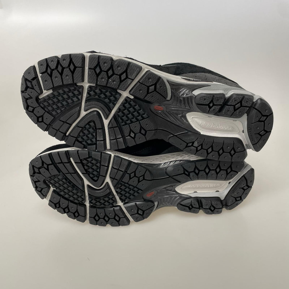 スニーカー NEW BALANCE U2002RC スニーカー 黒 (26.5) 26.5cm (US8 1/2 UK8 EU43)