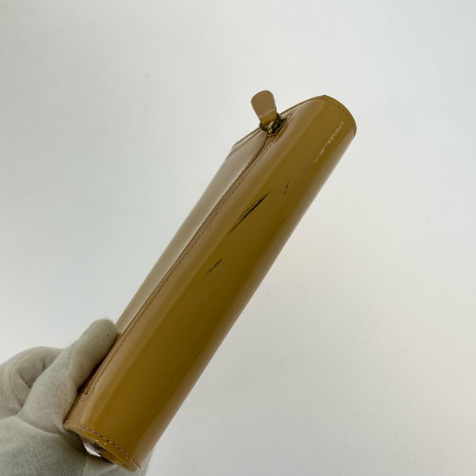 長財布 オーブエンボス加工レザー長財布 ベージュ